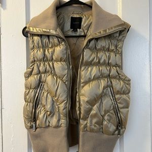 Gold puffer vest size XS